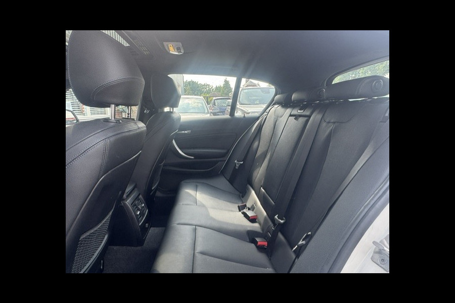 BMW 1-serie 118i Edition M Sport - Schuifdak - LED - Leder - Harman Kardon