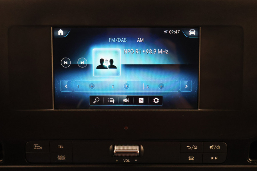 Mercedes-Benz Sprinter 317 CDI L1H1 RWD Leer, 360° Camera, 3-Zits, Cruise, Standkachel, Apple Carplay, Trekhaak, 18''