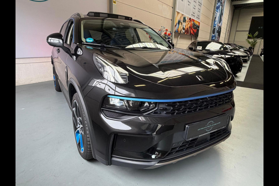 Lynk & Co 01 PHEV 261 PK Zwarte Hemel, 1 Jaar Bovag Garantie Pano, Navi, Camera