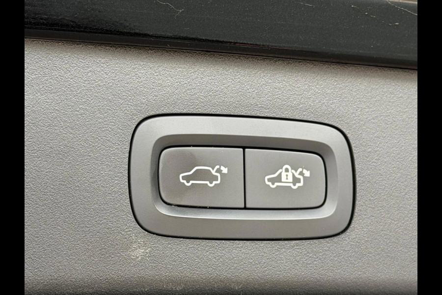 Lynk & Co 01 PHEV 261 PK Zwarte Hemel, 1 Jaar Bovag Garantie Pano, Navi, Camera