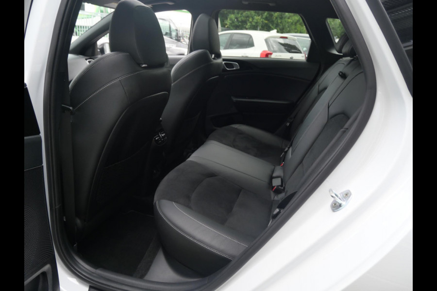 Kia Ceed Sportswagon 1.0 T-GDi GT-Line | LED | Carplay | Schuif-/Kanteldak | Clima | Camera | Navi | Camera