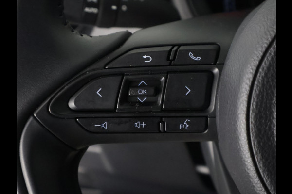 Toyota Aygo X 1.0 VVT-i MT Play Sport | Apple Carplay & AndroidAUTO | Airco | Camera | Privacy Glass | *DEMO*
