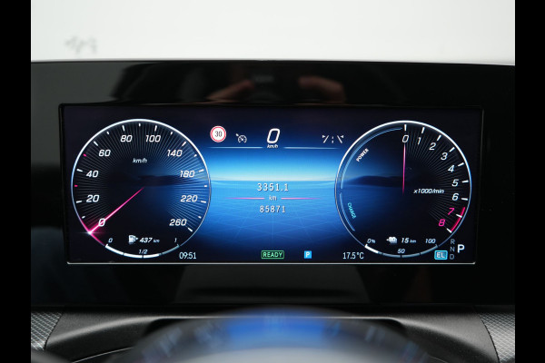 Mercedes-Benz C-Klasse Estate 300 e Avantgarde PHEV 313pk Dealer O.H | Cruise Control | Camera | Apple Carplay | Virtual | Elektrische Sportstoelen Verwarmd | Navigatie | MBUX Infotainment | DAB | 17"L.M | Plug In Hybrid |