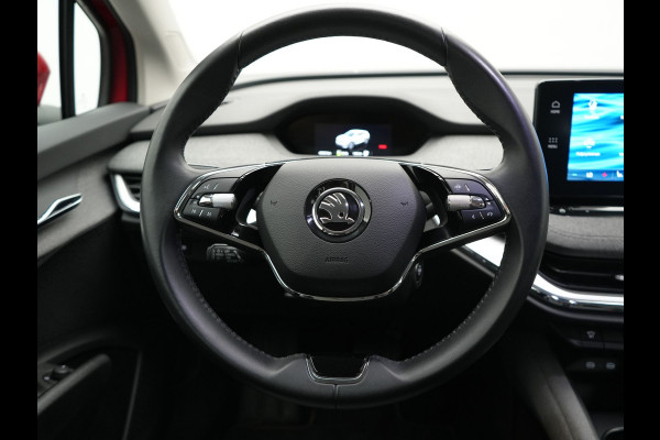 Škoda ENYAQ iV 50 Comfort 55 kWh Dealer O.H | Adaptive Cruise | Camera | Crystal LED | Apple Carplay | Sportstoelen Verwarmd | BLIS | Virtual | Navigatie | DAB | 19"L.M |