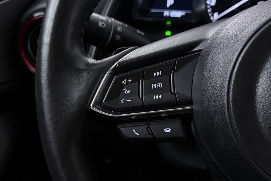 Mazda CX-3 2.0 SkyActiv-G 120 GT-M (TREKHAAK, CAMERA, STOEL/STUURVERWARMING, NAVIGATIE, SENSOREN, TREKHAAK, CRUISE ADAPTIEF)