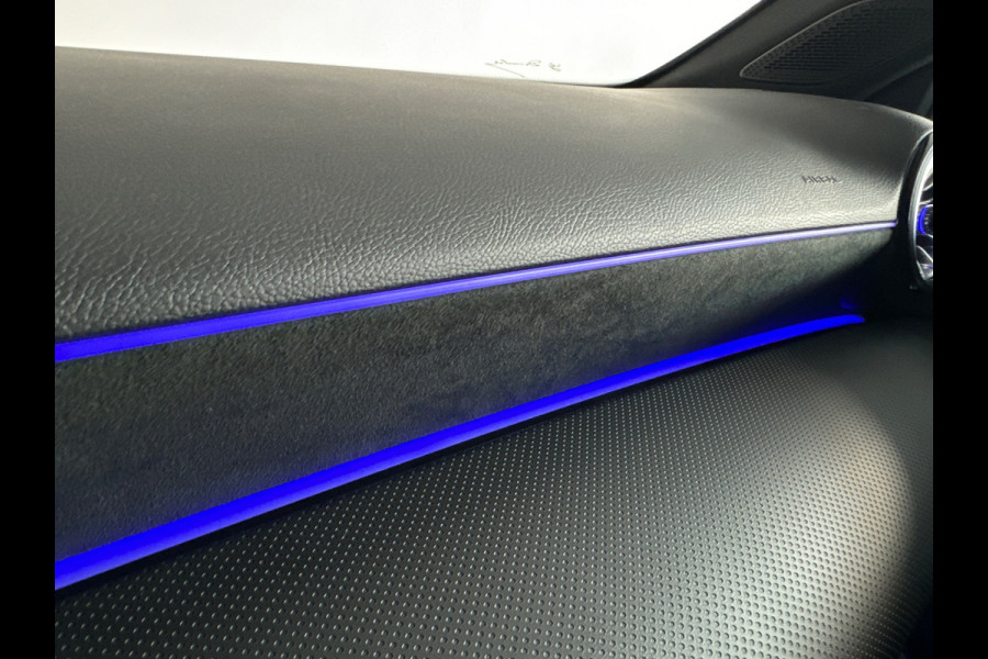 Mercedes-Benz A-Klasse 200 AMG Line Camera|Sfeer|Stoelverwarming