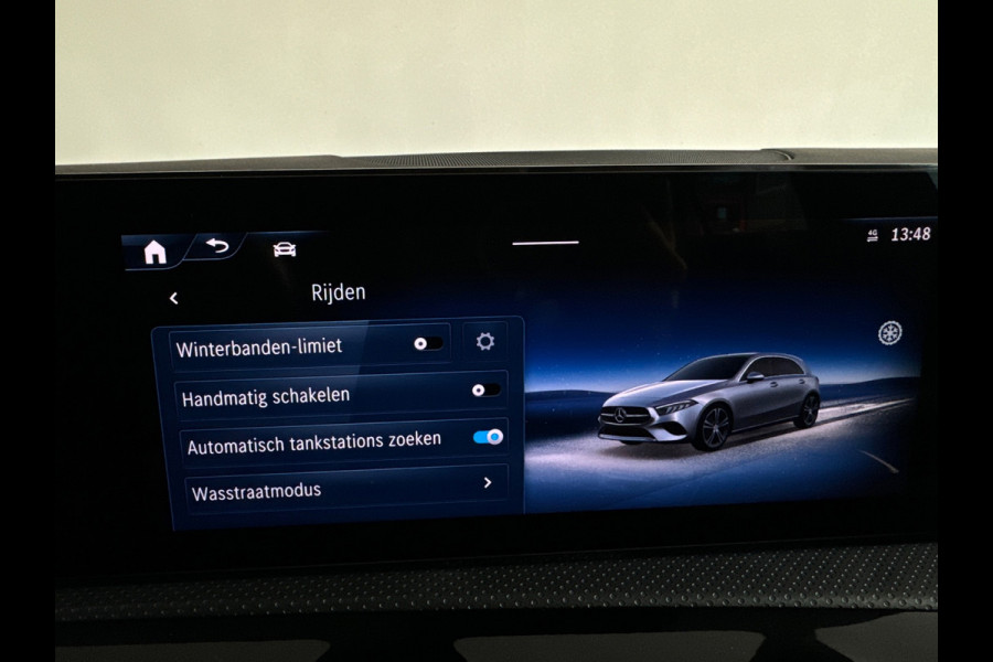 Mercedes-Benz A-Klasse 200 AMG Line Camera|Sfeer|Stoelverwarming