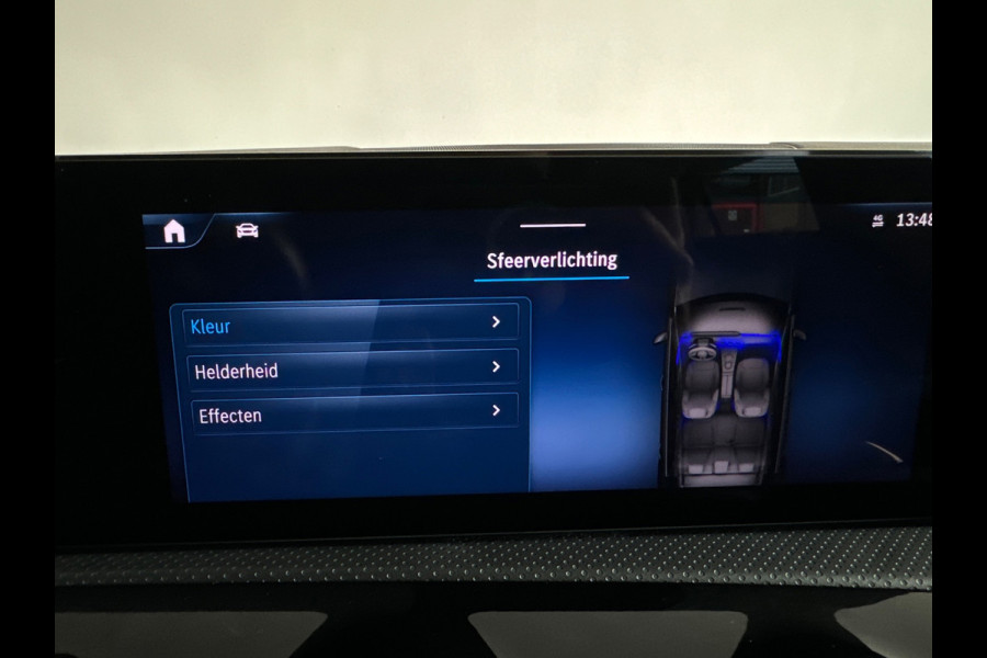Mercedes-Benz A-Klasse 200 AMG Line Camera|Sfeer|Stoelverwarming