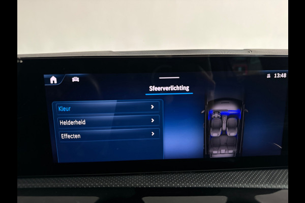Mercedes-Benz A-Klasse 200 AMG Line Camera|Sfeer|Stoelverwarming