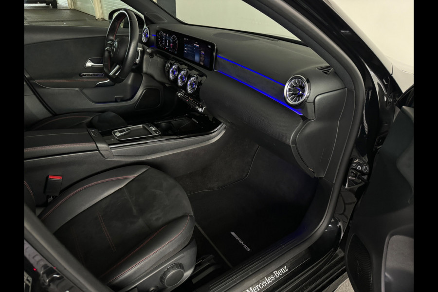 Mercedes-Benz A-Klasse 200 AMG Line Camera|Sfeer|Stoelverwarming