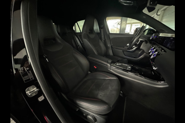 Mercedes-Benz A-Klasse 200 AMG Line Camera|Sfeer|Stoelverwarming