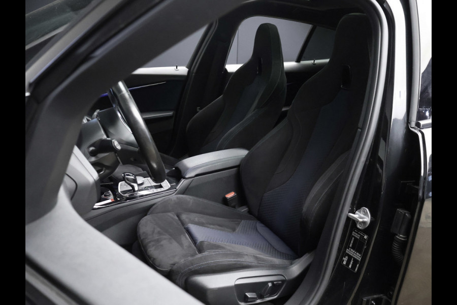 BMW 1-serie 118i Executive Edition M Sport (SCHUIFDAK,APPLE CARPLAY,NAVI,SFEERVERLICHTING,SPOILER,CLIMATE,CRUISE,GETINT,LM VELGEN)