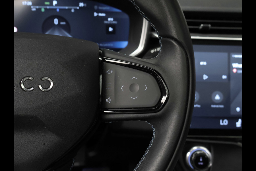 Lynk & Co 01 1.5 Sport (PANORAMADAK,APPLE CARPLAY,CAMERA,360 VIEW,CLIMATE,CRUISE,GETINT,LED,SPORTSTOELEN,LM VELGEN,NETTE STAAT)