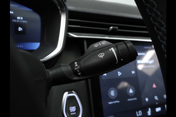 Lynk & Co 01 1.5 Sport (PANORAMADAK,APPLE CARPLAY,CAMERA,360 VIEW,CLIMATE,CRUISE,GETINT,LED,SPORTSTOELEN,LM VELGEN,NETTE STAAT)