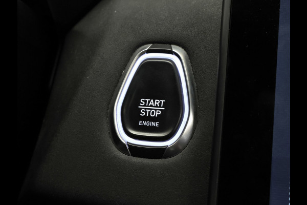 Lynk & Co 01 1.5 Sport (PANORAMADAK,APPLE CARPLAY,CAMERA,360 VIEW,CLIMATE,CRUISE,GETINT,LED,SPORTSTOELEN,LM VELGEN,NETTE STAAT)