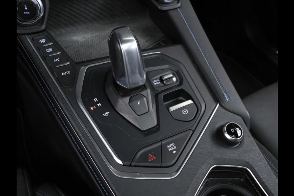 Lynk & Co 01 1.5 Sport (PANORAMADAK,APPLE CARPLAY,CAMERA,360 VIEW,CLIMATE,CRUISE,GETINT,LED,SPORTSTOELEN,LM VELGEN,NETTE STAAT)