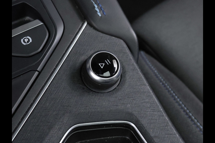 Lynk & Co 01 1.5 Sport (PANORAMADAK,APPLE CARPLAY,CAMERA,360 VIEW,CLIMATE,CRUISE,GETINT,LED,SPORTSTOELEN,LM VELGEN,NETTE STAAT)