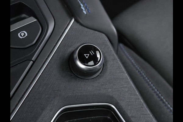 Lynk & Co 01 1.5 Sport (PANORAMADAK,APPLE CARPLAY,CAMERA,360 VIEW,CLIMATE,CRUISE,GETINT,LED,SPORTSTOELEN,LM VELGEN,NETTE STAAT)
