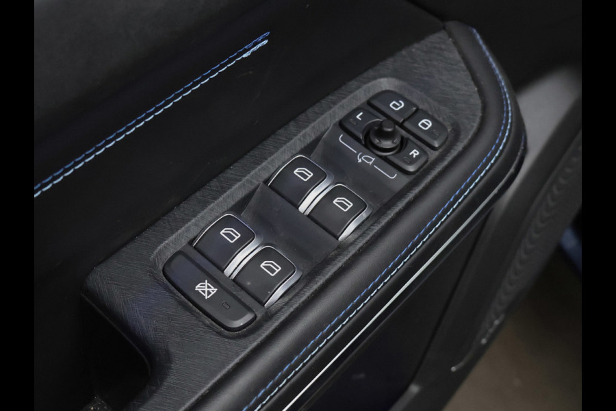 Lynk & Co 01 1.5 Sport (PANORAMADAK,APPLE CARPLAY,CAMERA,360 VIEW,CLIMATE,CRUISE,GETINT,LED,SPORTSTOELEN,LM VELGEN,NETTE STAAT)