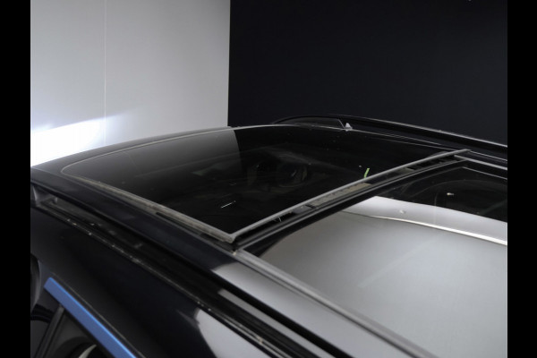 Lynk & Co 01 1.5 Sport (PANORAMADAK,APPLE CARPLAY,CAMERA,360 VIEW,CLIMATE,CRUISE,GETINT,LED,SPORTSTOELEN,LM VELGEN,NETTE STAAT)