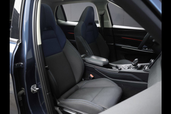 Lynk & Co 01 1.5 Sport (PANORAMADAK,APPLE CARPLAY,CAMERA,360 VIEW,CLIMATE,CRUISE,GETINT,LED,SPORTSTOELEN,LM VELGEN,NETTE STAAT)