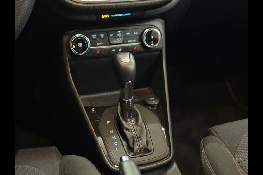 Ford Fiesta 1.0 EcoBoost Hybrid ST-Line Automaat | Facelift| LED | Navi | 17 Inch | Sportstoelen | Camera | Winter Pack | 2022