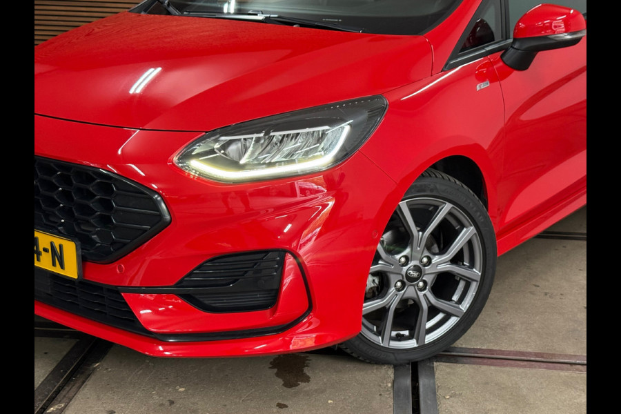 Ford Fiesta 1.0 EcoBoost Hybrid ST-Line Automaat | Facelift| LED | Navi | 17 Inch | Sportstoelen | Camera | Winter Pack | 2022