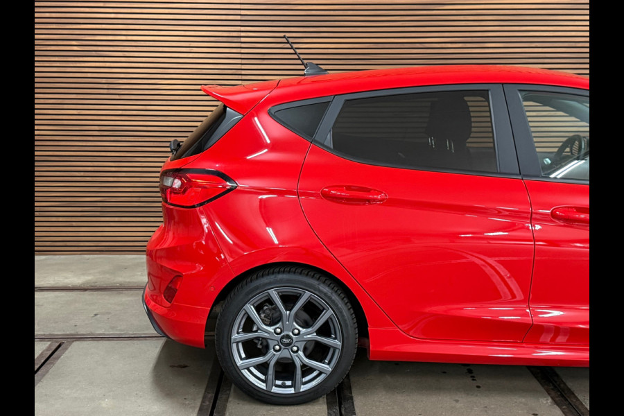 Ford Fiesta 1.0 EcoBoost Hybrid ST-Line Automaat | Facelift| LED | Navi | 17 Inch | Sportstoelen | Camera | Winter Pack | 2022