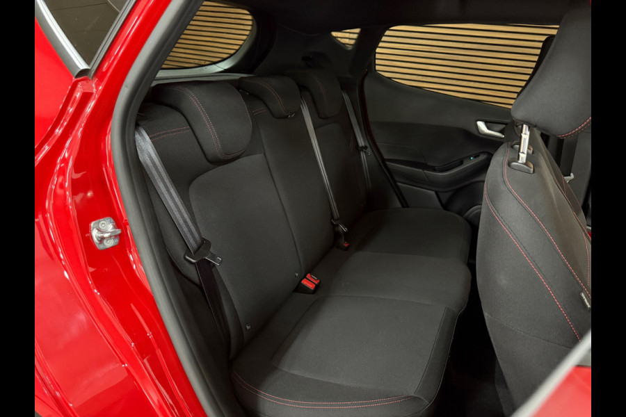 Ford Fiesta 1.0 EcoBoost Hybrid ST-Line Automaat | Facelift| LED | Navi | 17 Inch | Sportstoelen | Camera | Winter Pack | 2022