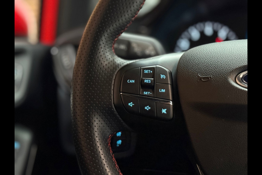 Ford Fiesta 1.0 EcoBoost Hybrid ST-Line Automaat | Facelift| LED | Navi | 17 Inch | Sportstoelen | Camera | Winter Pack | 2022