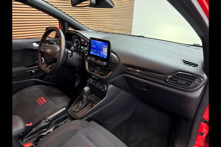 Ford Fiesta 1.0 EcoBoost Hybrid ST-Line Automaat | Facelift| LED | Navi | 17 Inch | Sportstoelen | Camera | Winter Pack | 2022