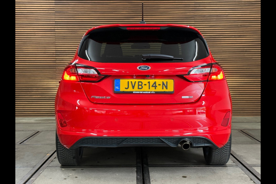 Ford Fiesta 1.0 EcoBoost Hybrid ST-Line Automaat | Facelift| LED | Navi | 17 Inch | Sportstoelen | Camera | Winter Pack | 2022