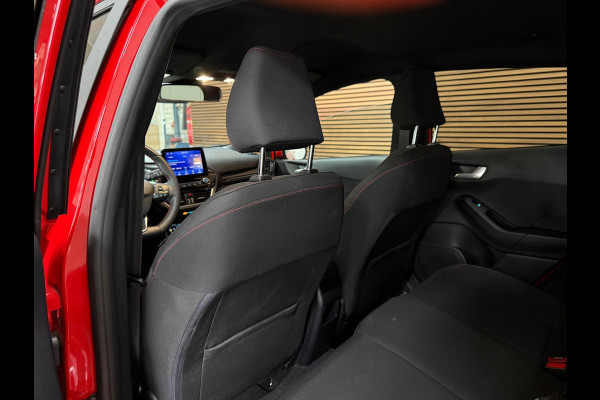 Ford Fiesta 1.0 EcoBoost Hybrid ST-Line Automaat | Facelift| LED | Navi | 17 Inch | Sportstoelen | Camera | Winter Pack | 2022