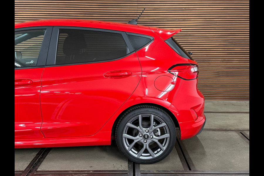 Ford Fiesta 1.0 EcoBoost Hybrid ST-Line Automaat | Facelift| LED | Navi | 17 Inch | Sportstoelen | Camera | Winter Pack | 2022
