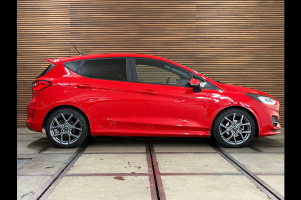 Ford Fiesta 1.0 EcoBoost Hybrid ST-Line Automaat | Facelift| LED | Navi | 17 Inch | Sportstoelen | Camera | Winter Pack | 2022