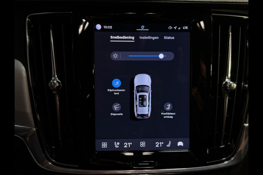 Volvo V90 2.0 T6 Plug-in hybrid AWD Plus Bright 19"/Leder + memory l + r/Stoel + stuurverwarmingAdaptieve cruise/Harman Kardon/Dodehoek/Elektrische klep/Keyless