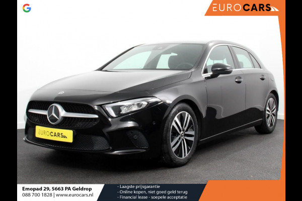 Mercedes-Benz A-Klasse 200 Automaat Advantage Navigatie Apple Carplay/Android Auto Camera Adaptive cruise control Stoelverwarming Parkeer sensoren