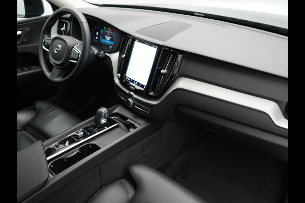 Volvo XC60 T6 PHEV AWD Plus Dark 350pk Dealer O.H | Panodak | Adaptive Cruise | 360 Camera | Lederen Sportstoelen Memory & Verwarmd | Apple Carplay | Google Assistant & Maps | BLIS | Stuurverwarming | Pilot Assist | Virtual | Navigatie | DAB | 19"L.M | Plug In Hybrid |