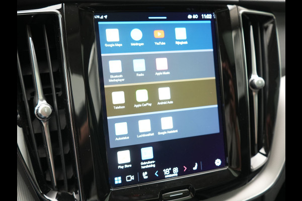 Volvo XC60 T6 PHEV AWD Plus Dark 350pk Dealer O.H | Panodak | Adaptive Cruise | 360 Camera | Lederen Sportstoelen Memory & Verwarmd | Apple Carplay | Google Assistant & Maps | BLIS | Stuurverwarming | Pilot Assist | Virtual | Navigatie | DAB | 19"L.M | Plug In Hybrid |