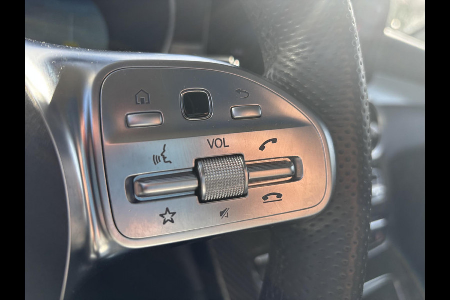 Mercedes-Benz GLC 300e 4MATIC AMG Line 320 PK | Panoramadak | Stoelverwarming | 360 camera | Burmester audio | Elektrische klep | Memory Seats |