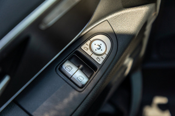 Mercedes-Benz Vito 114 CDI Lang Automaat I Trekhaak I Adaptive Cruise I Airco I Camera I CarPLay I Android