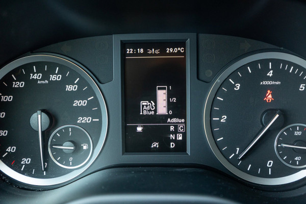 Mercedes-Benz Vito 114 CDI Lang Automaat I Trekhaak I Adaptive Cruise I Airco I Camera I CarPLay I Android