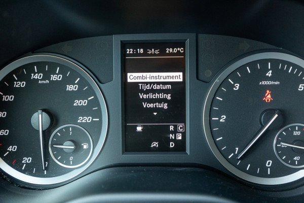 Mercedes-Benz Vito 114 CDI Lang Automaat I Trekhaak I Adaptive Cruise I Airco I Camera I CarPLay I Android
