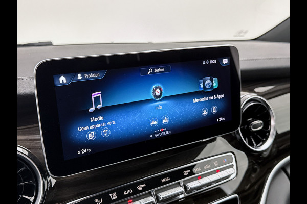 Mercedes-Benz V-Klasse 300d L3 4-Matic Avantgarde 7-zitplaatsen AMG-Line Vol opties Airmatic Stoelventilatie Nappa leder Extra Lang
