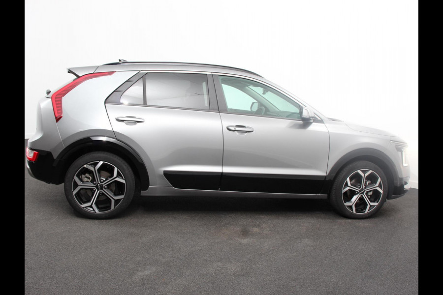 Kia Niro 1.6 GDi Hybrid DynamicLine DEMO ! Navigatie Apple Carplay Android Auto Camera Parkeersensoren Adaptive Cruise Control Dodehoekdetectie Climate Control Lichtmetalen velgen