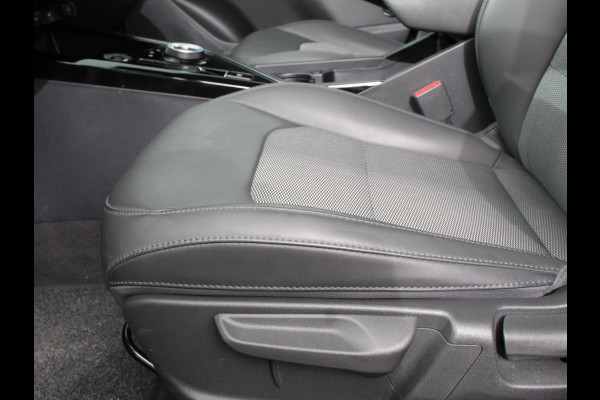 Kia Niro 1.6 GDi Hybrid DynamicLine DEMO ! Navigatie Apple Carplay Android Auto Camera Parkeersensoren Adaptive Cruise Control Dodehoekdetectie Climate Control Lichtmetalen velgen