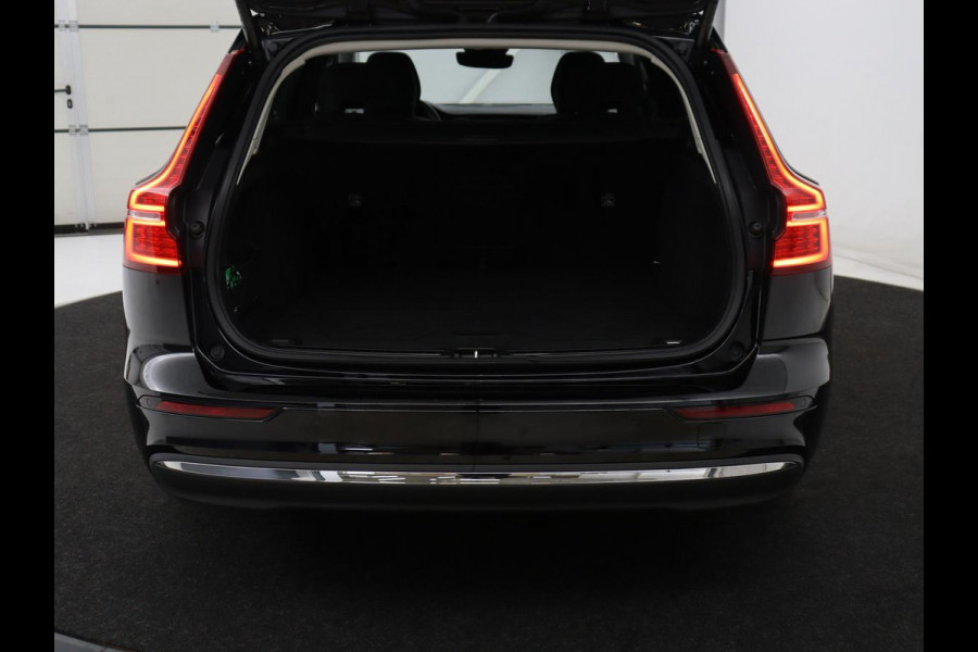 Volvo V60 2.0 T6 Plug-in hybrid AWD Core Bright | SOH 97.0% | Leder | Harman/Kardon | 360 camera | Stuur/stoel verwarming | Carplay | Climate control | Memory | Full LED |