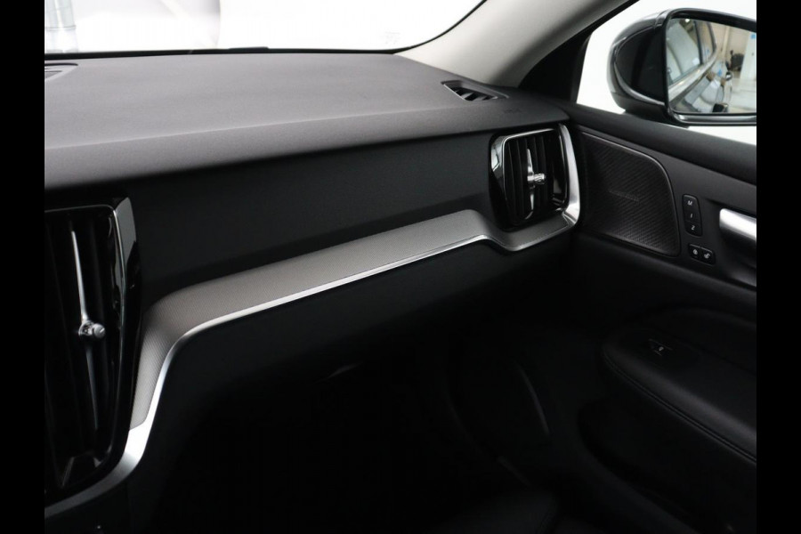Volvo V60 2.0 T6 Plug-in hybrid AWD Core Bright | SOH 97.0% | Leder | Harman/Kardon | 360 camera | Stuur/stoel verwarming | Carplay | Climate control | Memory | Full LED |