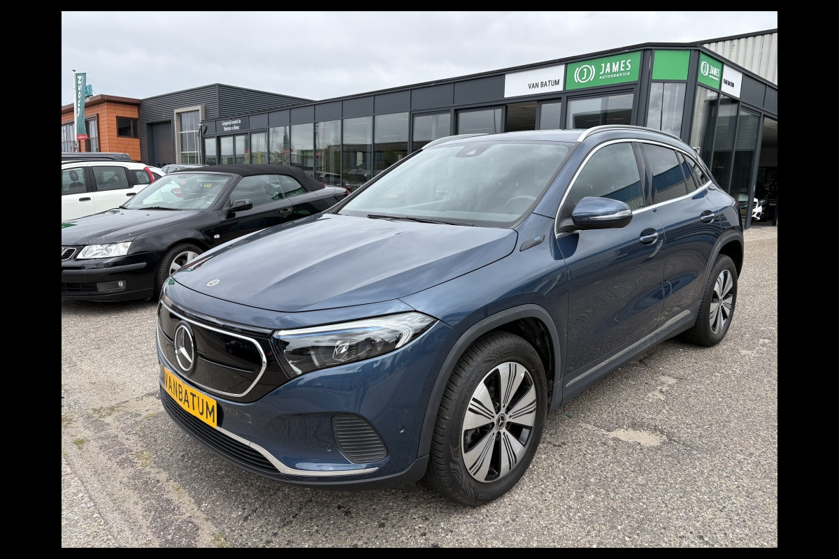 Mercedes-Benz EQA 250 Business Solution Luxery