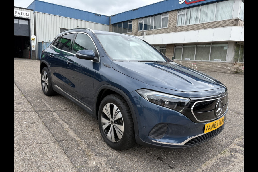 Mercedes-Benz EQA 250 Business Solution Luxery